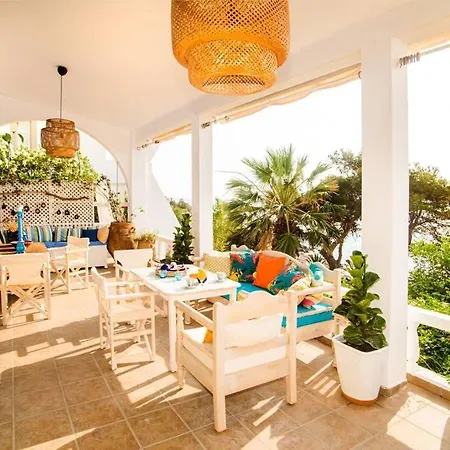 Vila Casa Azul Villa - Seafront Getaway In Kalymnos *