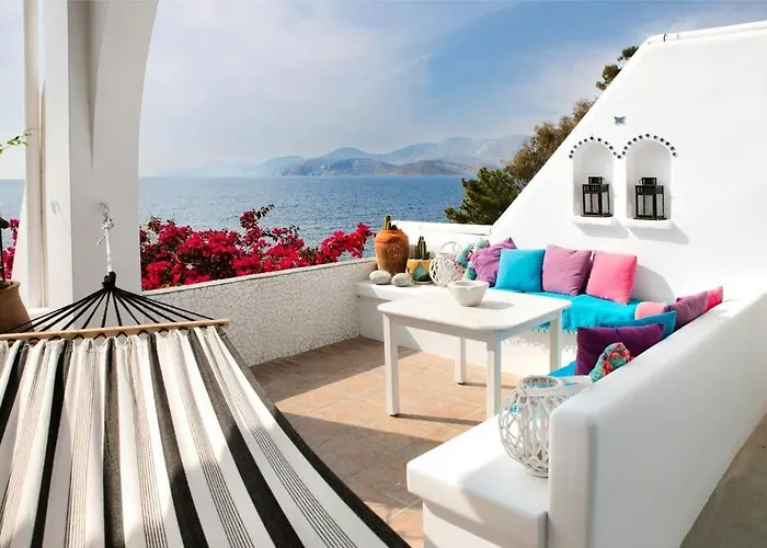 Casa Azul Villa - Seafront Getaway In Kalymnos Myrties